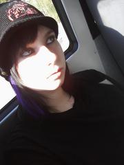 ^-^